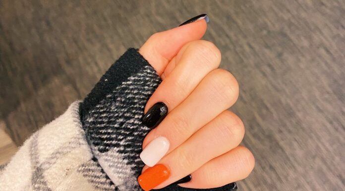 Delil Nails Photos: A Visual Journey Through Stunning Nail Artistry DeLil Nails 2017